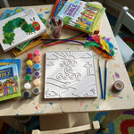 Load image into Gallery viewer, Coloring Krafts set with paint and brushes
